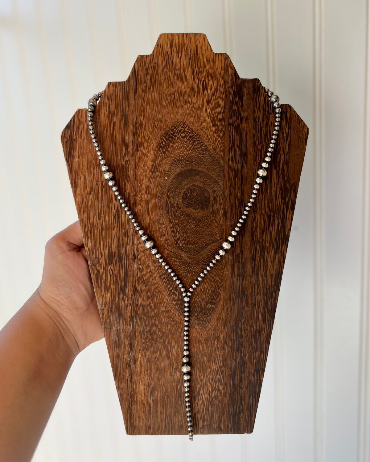 The Lariat Pearl Necklace